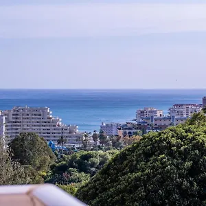 https://for-four-apartment.hotelsinnerja.org